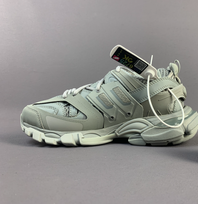 BALENCIAGA TRACK