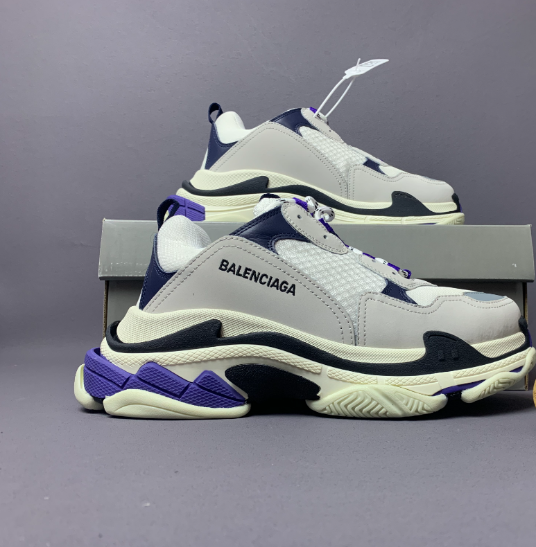 BALENCIAGA TRIPLE S