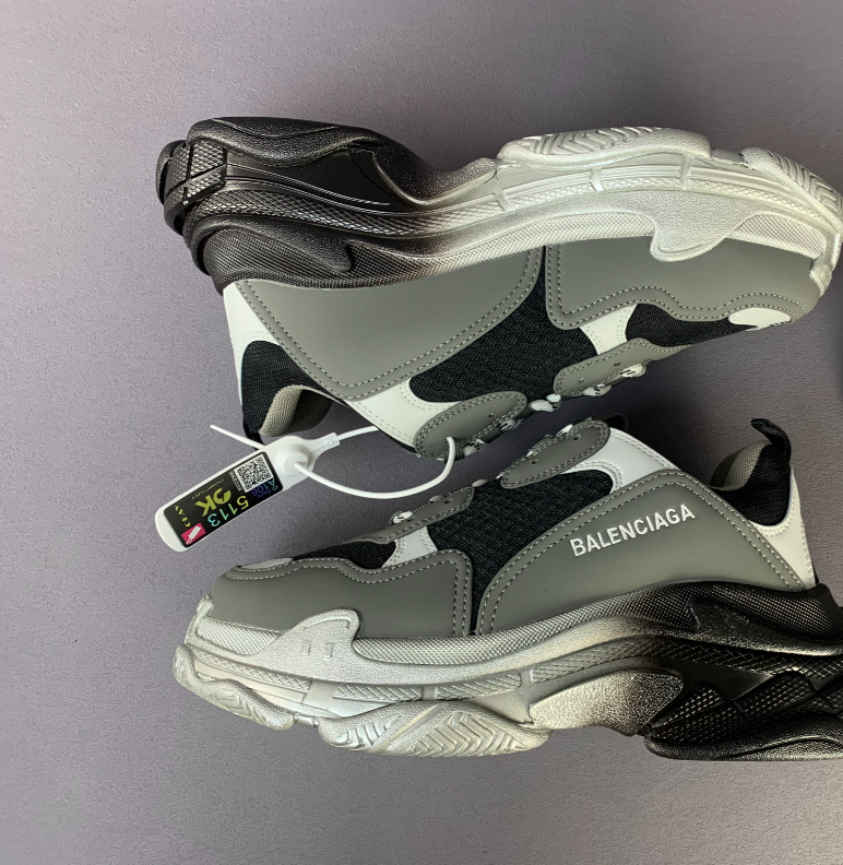 BALENCIAGA TRIPLE S