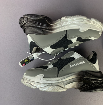 BALENCIAGA TRIPLE S