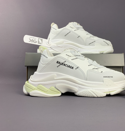 BALENCIAGA TRIPLE S