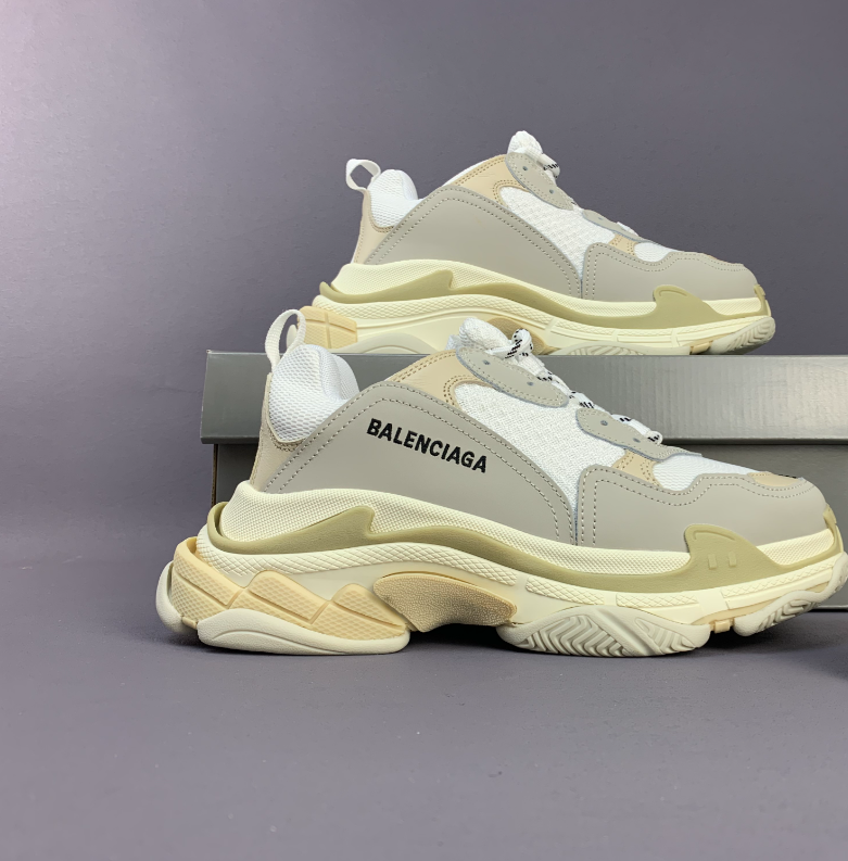 BALENCIAGA TRIPLE S