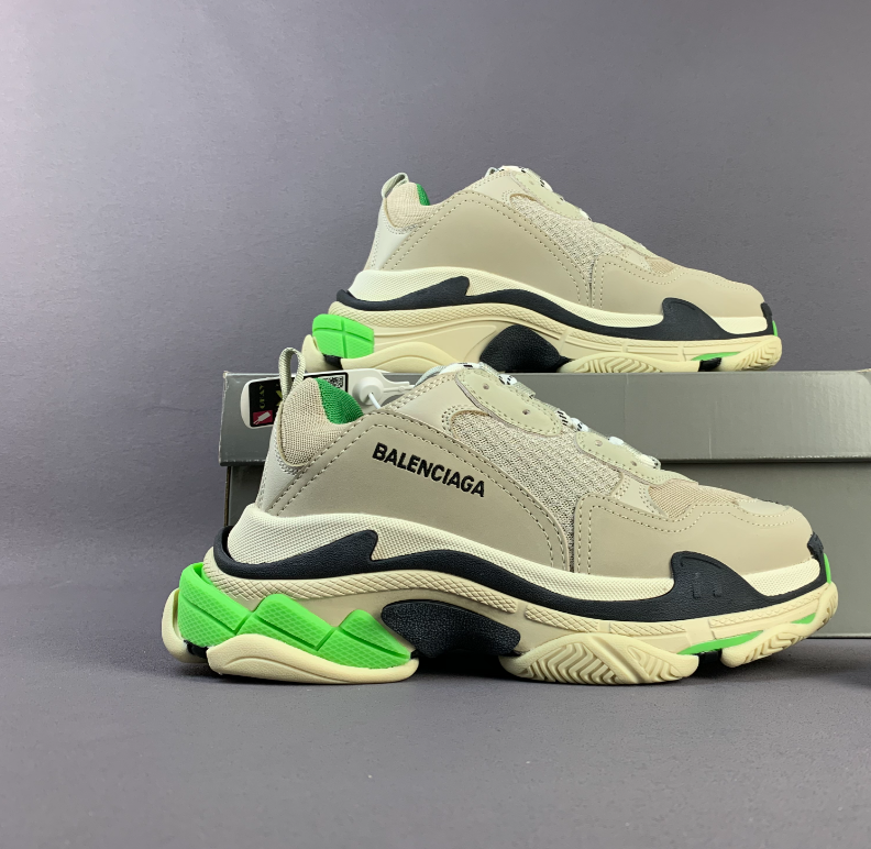 BALENCIAGA TRIPLE S