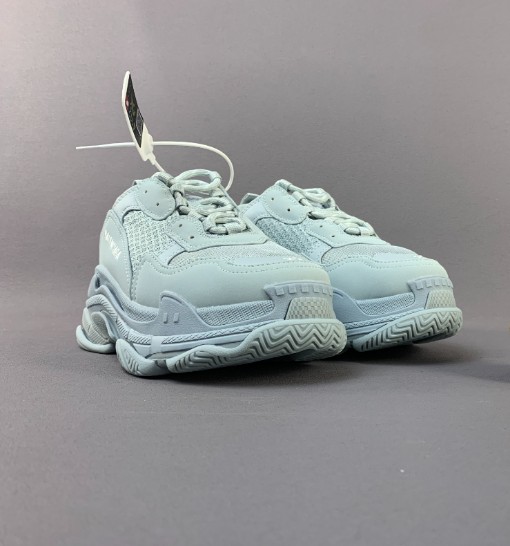 BALENCIAGA TRIPLE S