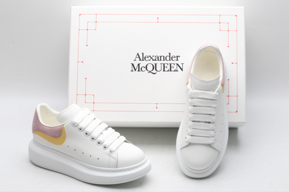 ALEXANDER MCQUEEN