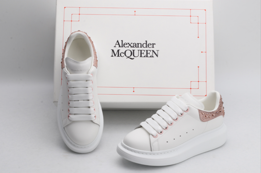 ALEXANDER MCQUEEN