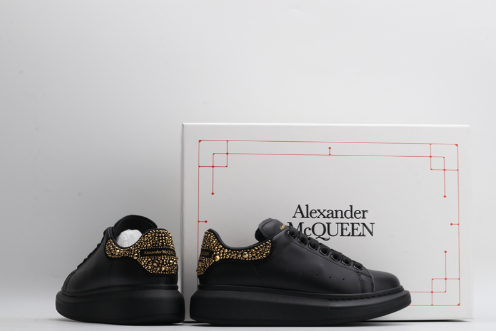 ALEXANDER MCQUEEN