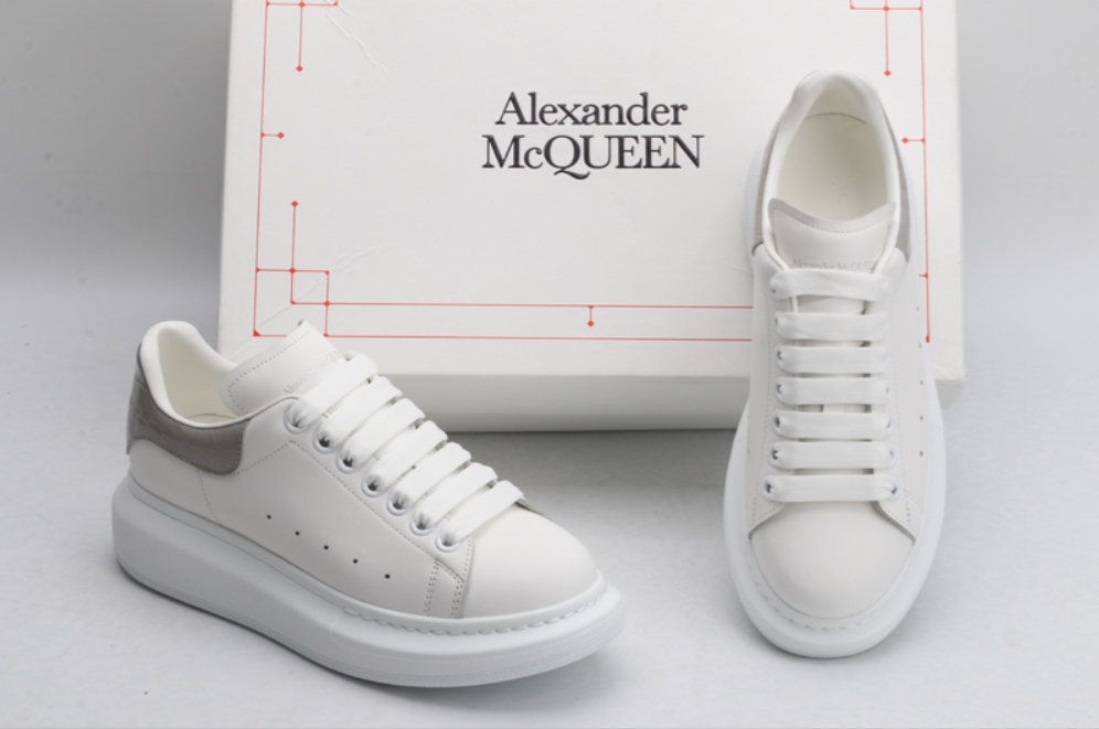 ALEXANDER MCQUEEN