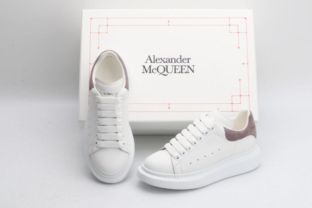 ALEXANDER MCQUEEN