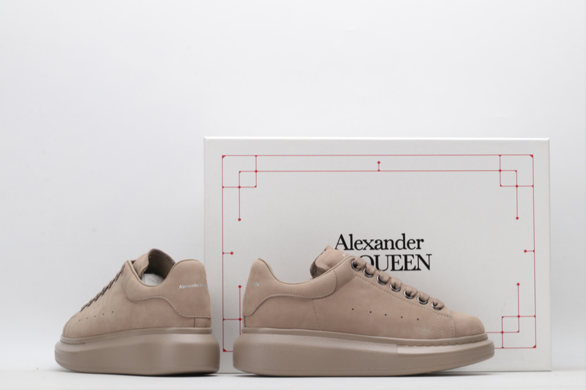 ALEXANDER MCQUEEN