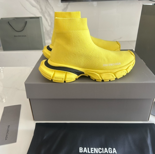 BALENCIAGA