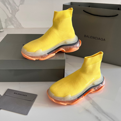 BALENCIAGA