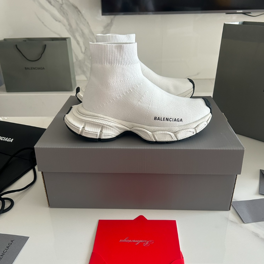 BALENCIAGA