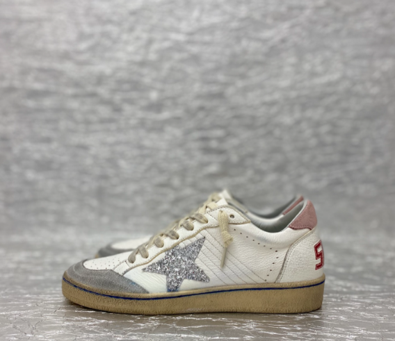 GOLDEN GOOSE