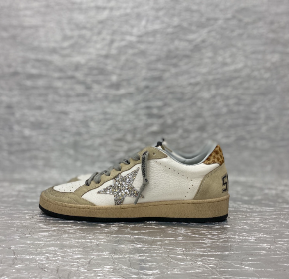 GOLDEN GOOSE