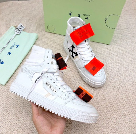 OFF WHITE