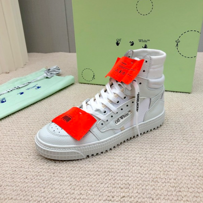 OFF WHITE