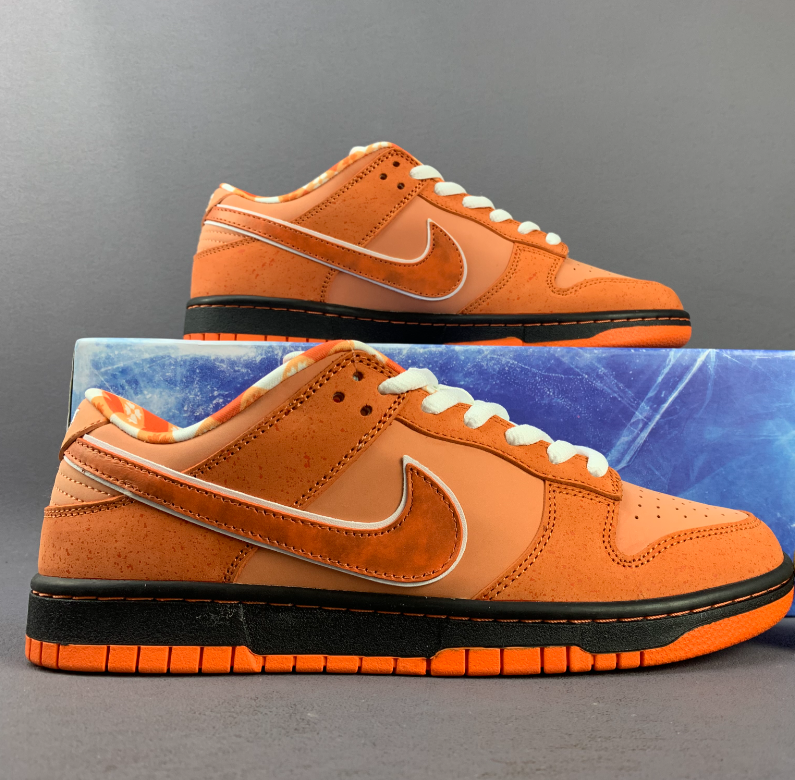 NIKE DUNK