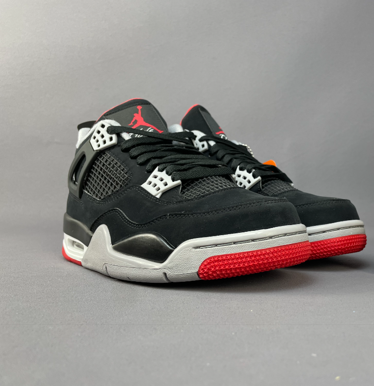 JORDAN 4