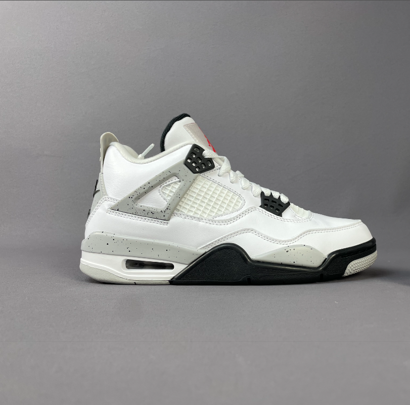 JORDAN 4