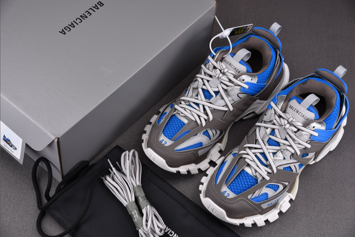 BALENCIAGA TRACK