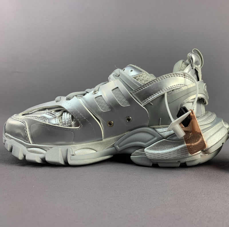 BALENCIAGA TRACK